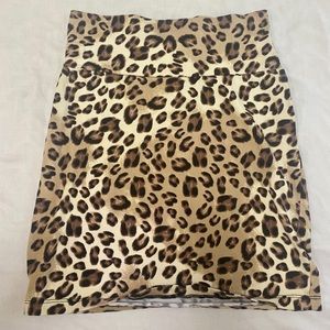 Cute Cheetah Print Tight Fitted Cloth Skirt